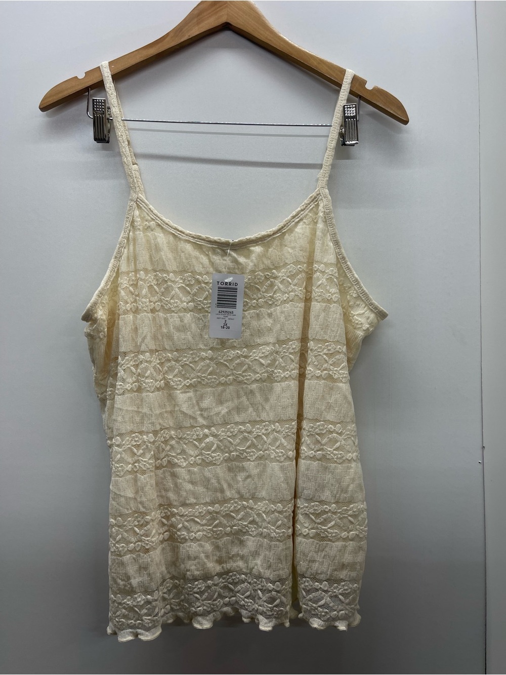 Torrid cream lace cami top with a scoop neckline